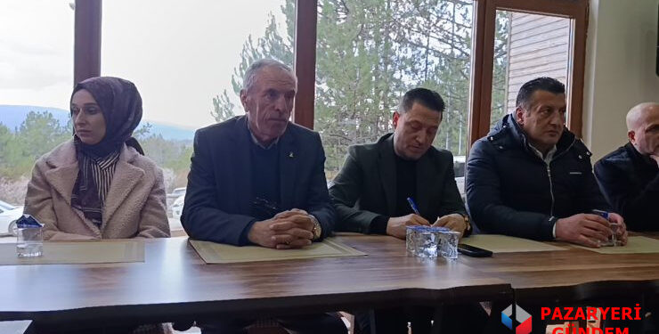 AK Partiden Pazaryeri’nde Güçlü Mesaj: “Bizim Siyasetimiz Hizmettir”