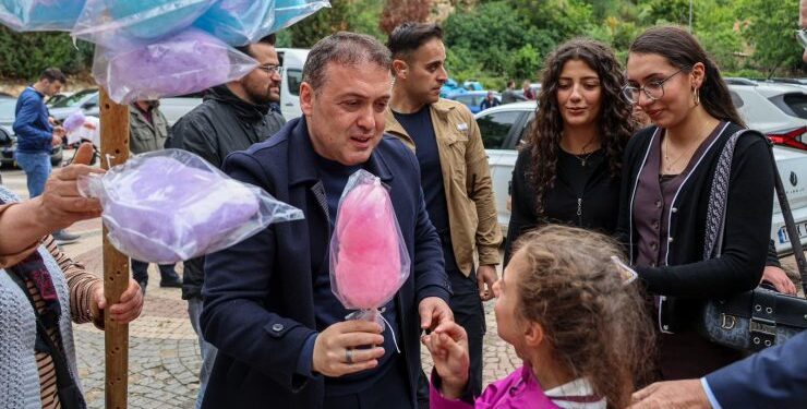 Vali Sözer Külliyede Vatandaşlarla Bayramlaştı