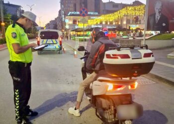 280 MOTOSİKLET SÜRÜCÜSÜ DENETLENDİ