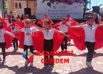 Pazaryeri’nde Eğitim Şenliği Coşkusu: Öğrencilerden Muhteşem Gösteriler