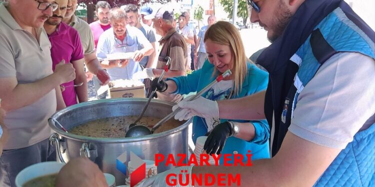 Pazaryeri’nde Birlik ve Beraberliğin Tadı: 5 Bin Kişilik Aşure Gönülleri Buluşturdu