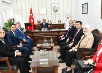 KAYMAKAM YILMAZ, EĞİTİM CAMİASIYLA BİR ARAYA GELDİ